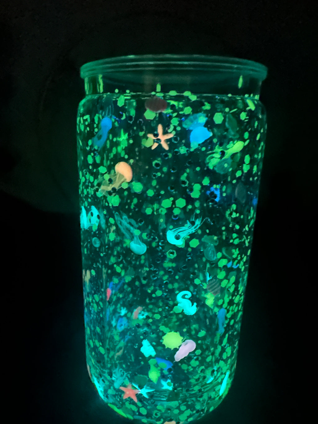 16oz Jellyfish/Seahorse Aquarium Snow Globe