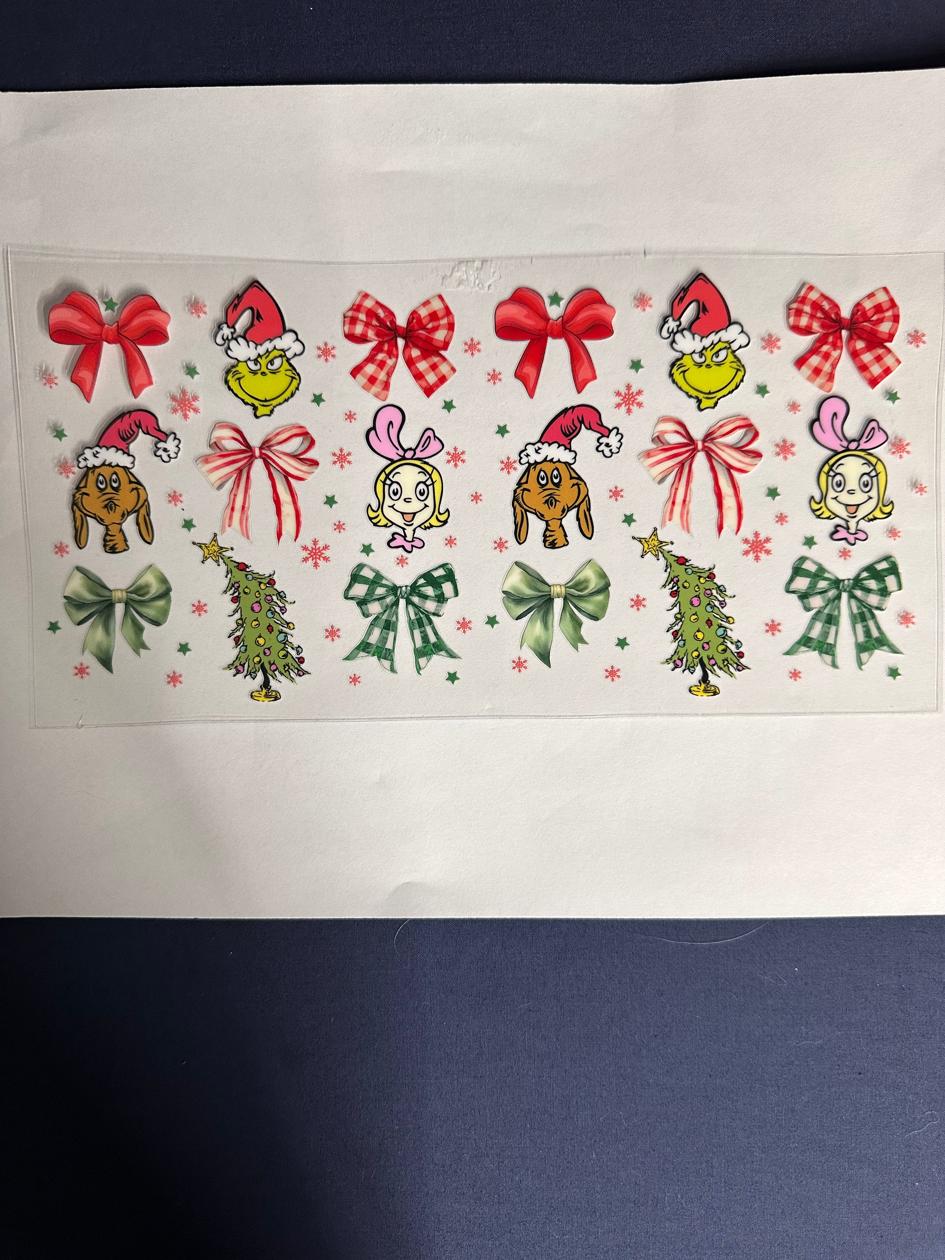 136  Grinch, Cindy Lou & Max