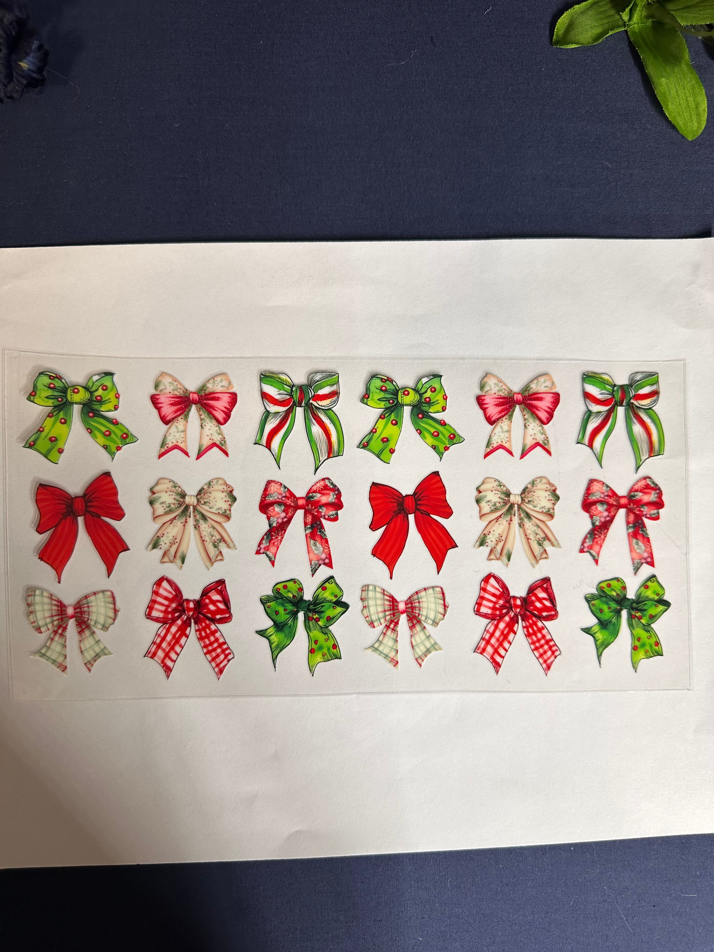 204  Christmas Bows